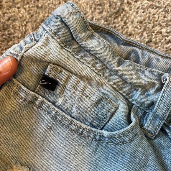 Kancan denim distressed light wash shorts low rise - Picture 3 of 4